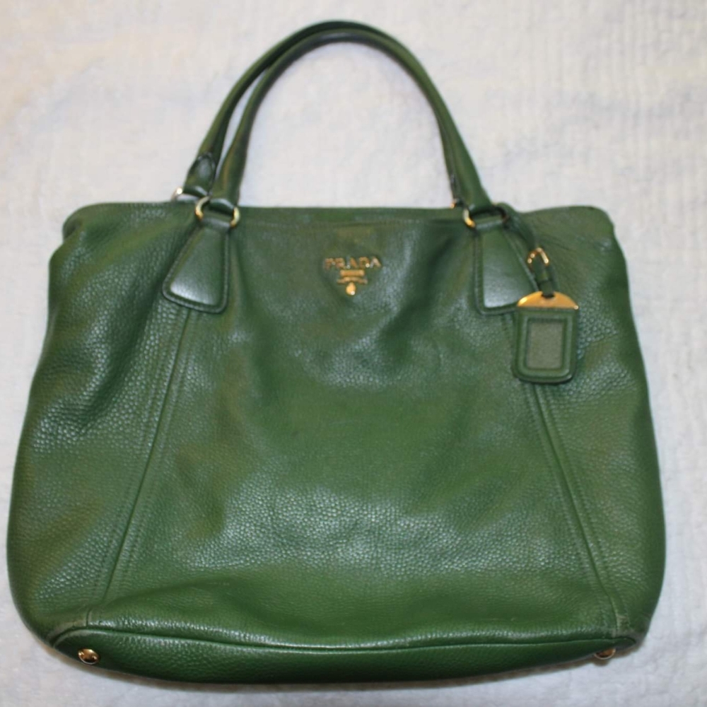 Prada Vitello Daino Larice tote